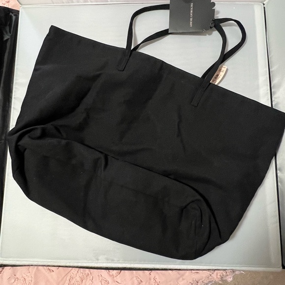 New Victoria’s Secret bag black - Picture 5 of 6